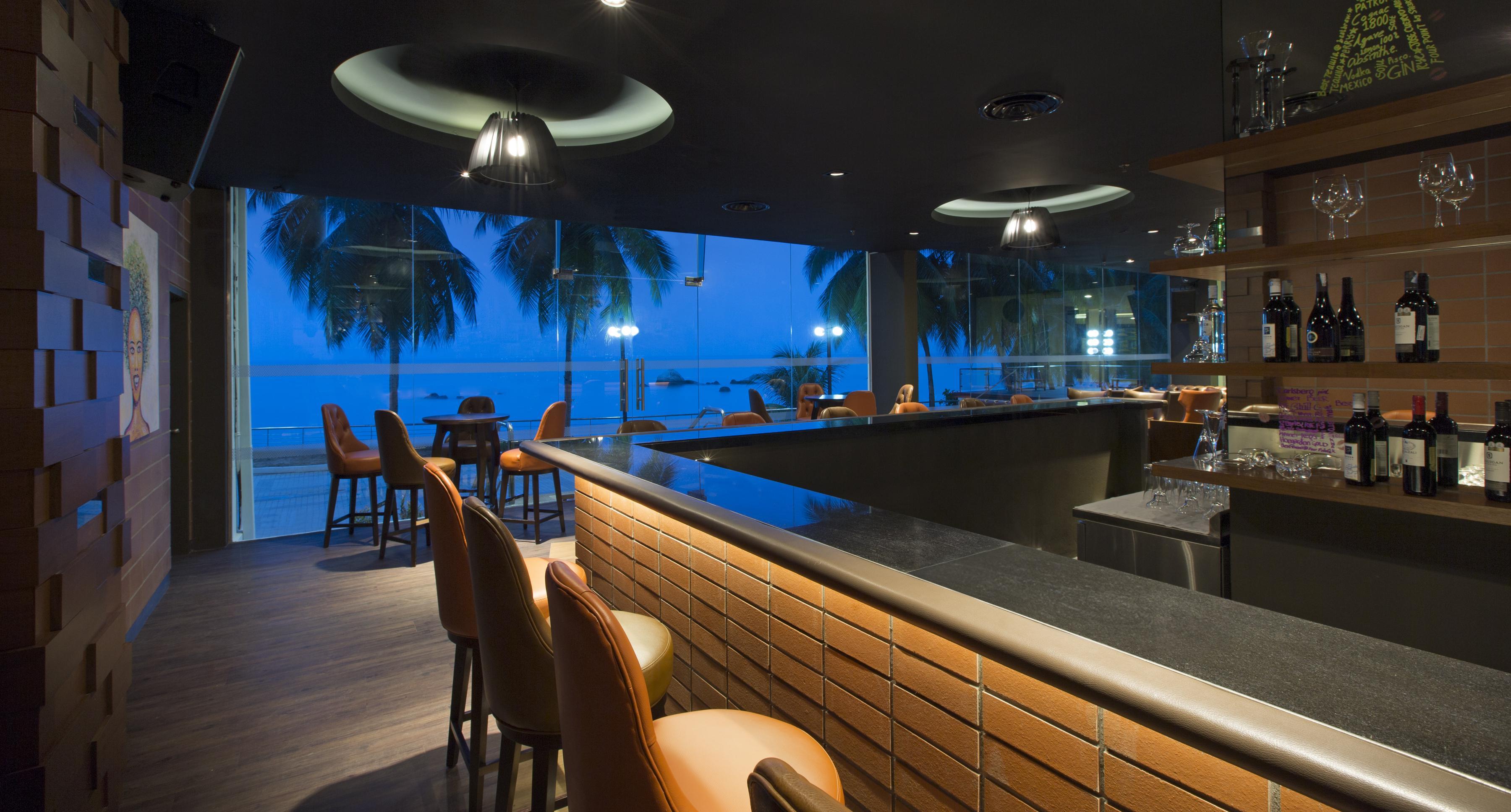 Mercure Penang Beach Tanjung Bungah  Ngoại thất bức ảnh