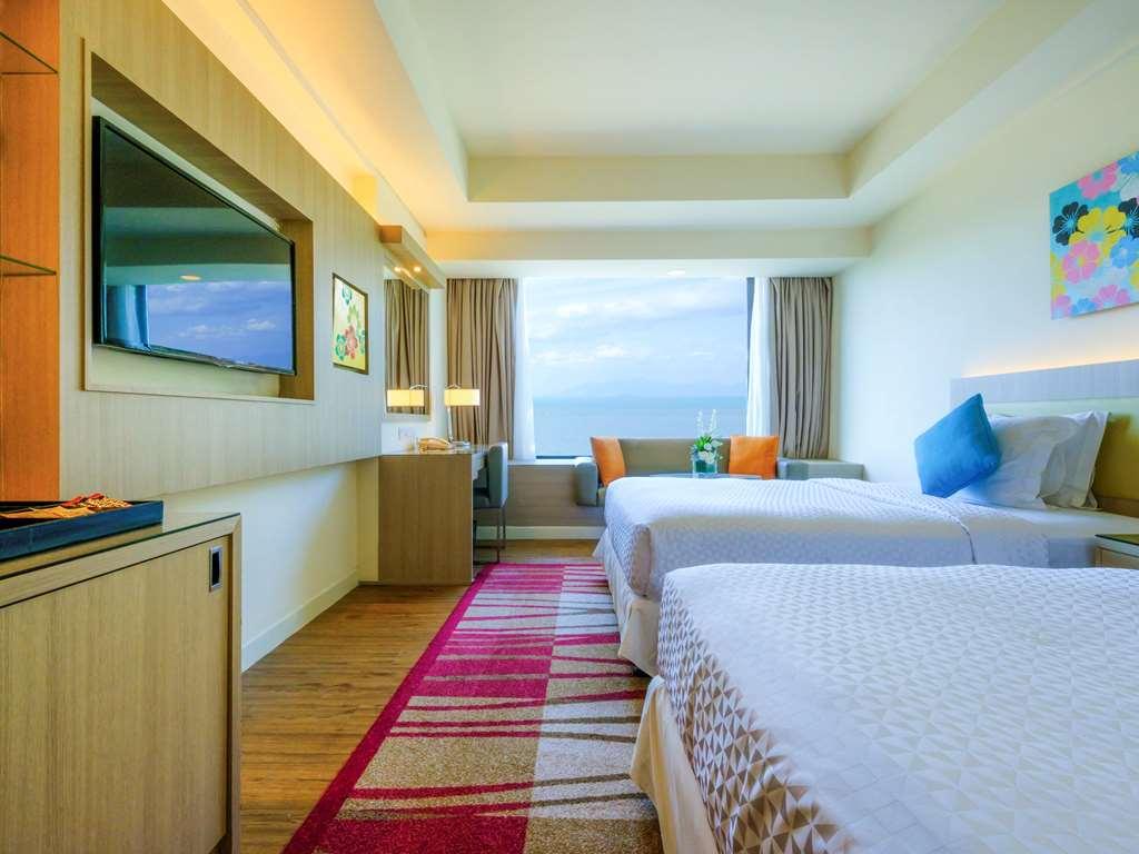 Mercure Penang Beach Tanjung Bungah  Phòng bức ảnh