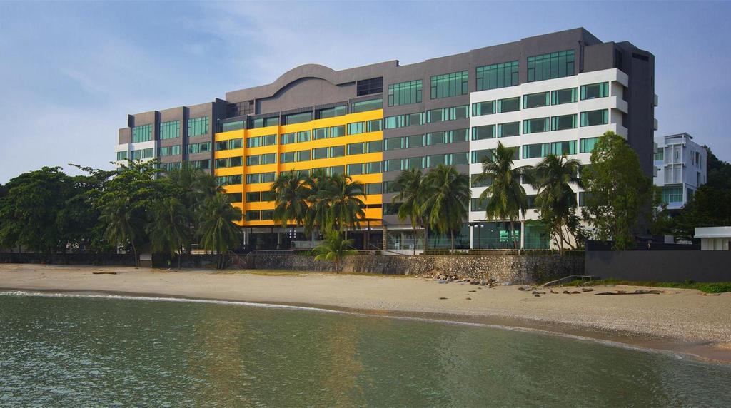 Mercure Penang Beach Tanjung Bungah  Ngoại thất bức ảnh
