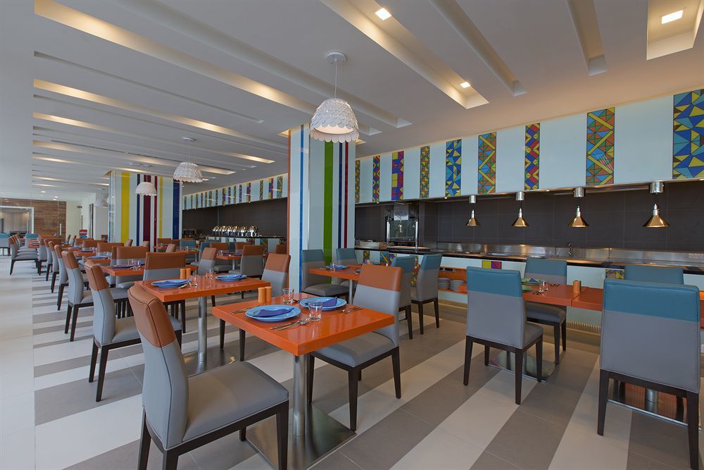 Mercure Penang Beach Tanjung Bungah  Ngoại thất bức ảnh