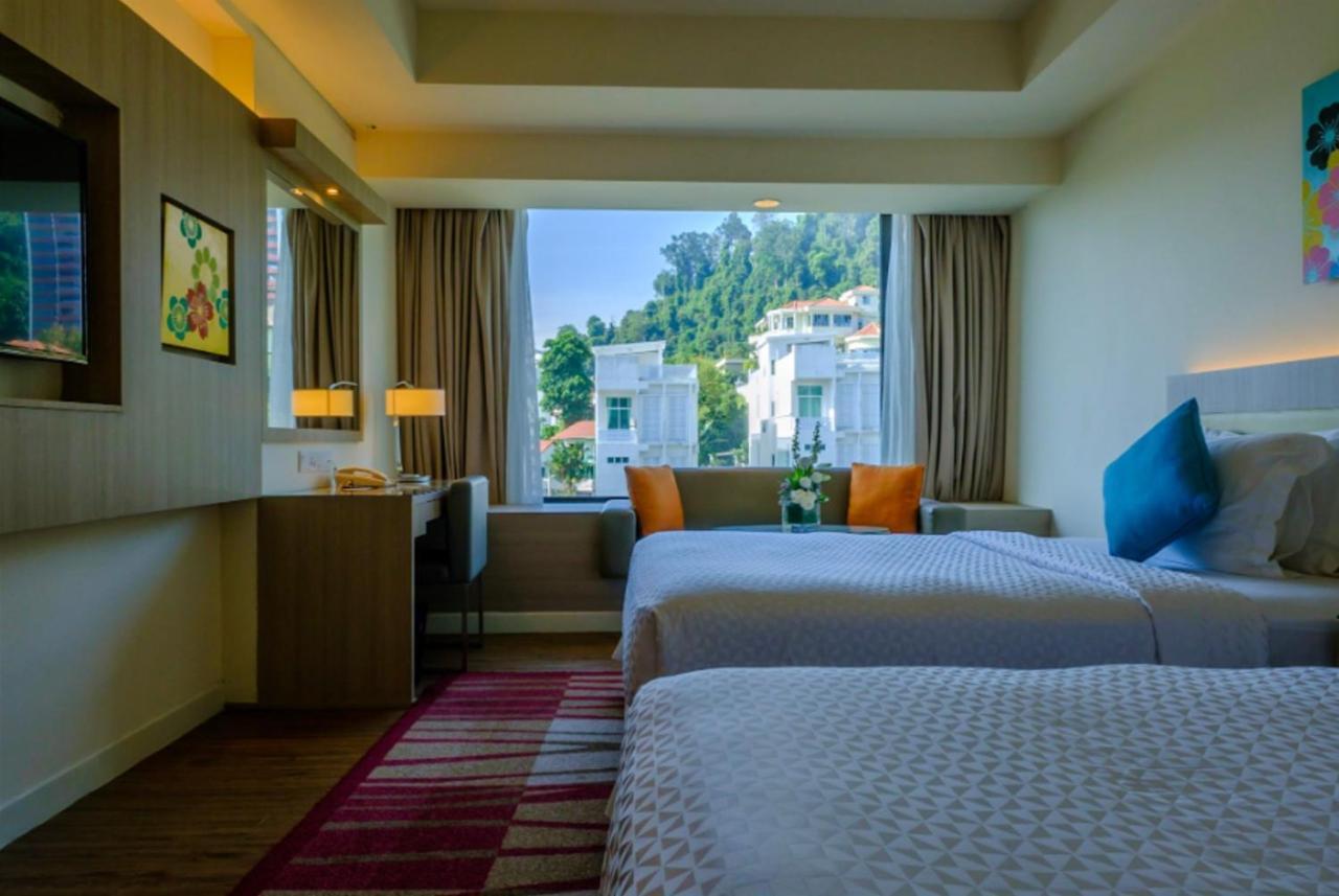 Mercure Penang Beach Tanjung Bungah  Ngoại thất bức ảnh