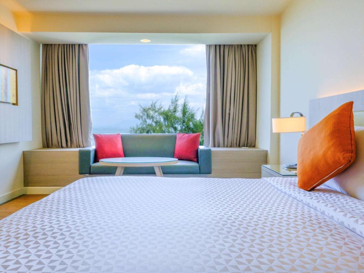 Mercure Penang Beach Tanjung Bungah  Ngoại thất bức ảnh